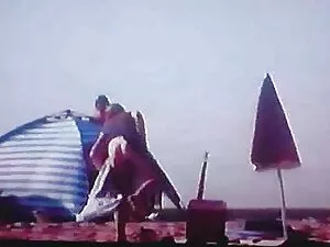 Remaja membuka pakai ...