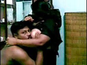 Anak tiri keluarga p ...